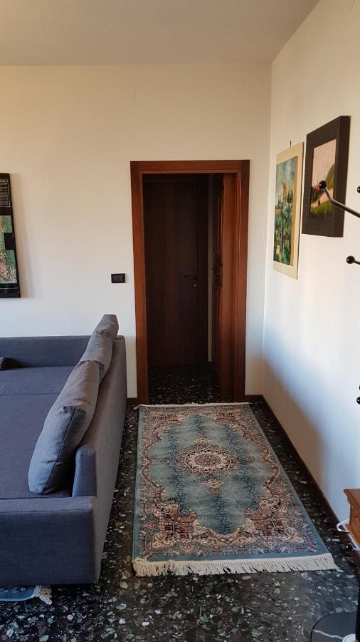 Angela Di House Apartament *